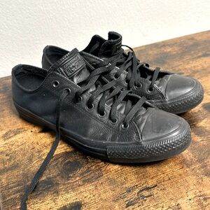 Black Leather Converse All Star Low Top Size 12- very gently used